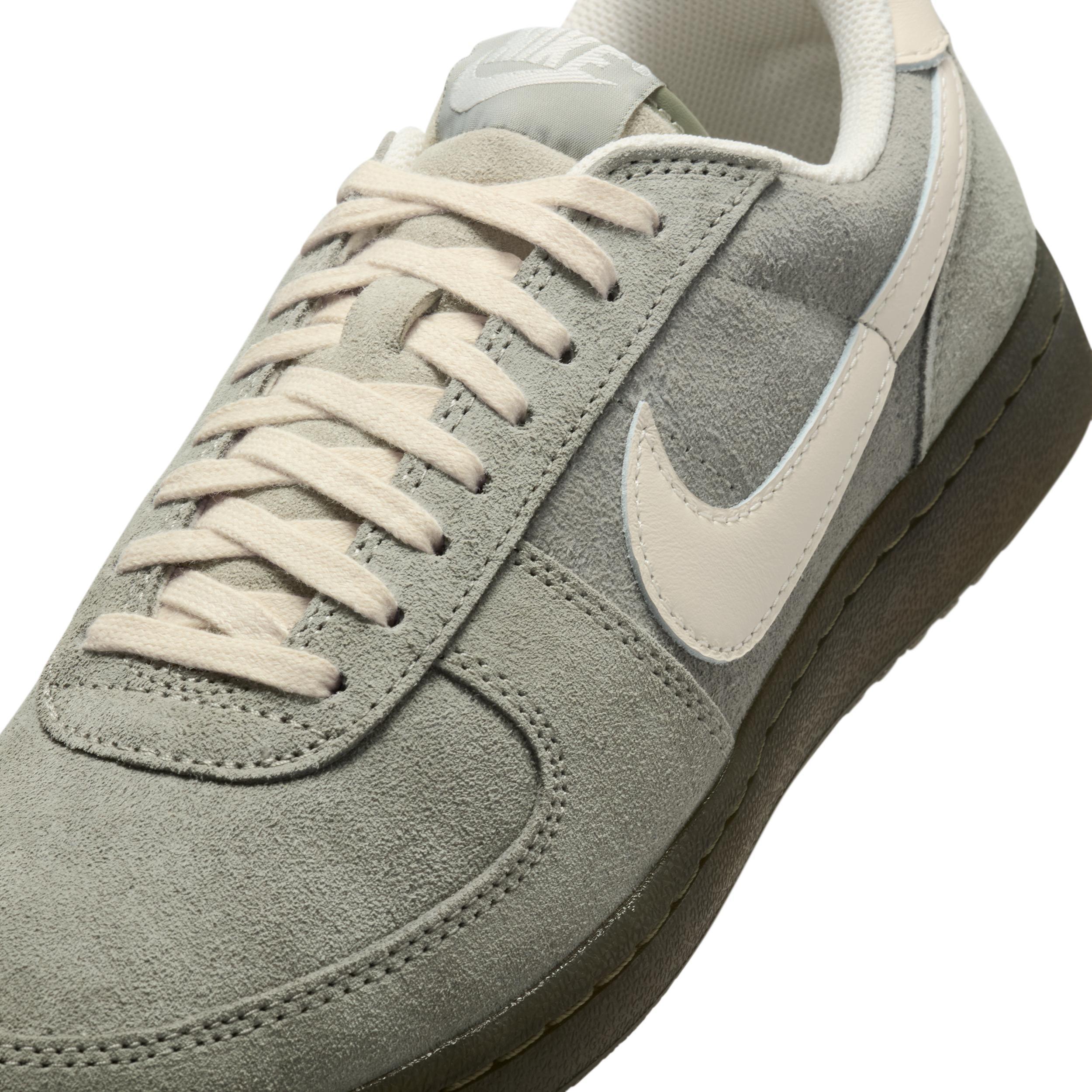 Nike Men's Field General Suede Shoes Product Image
