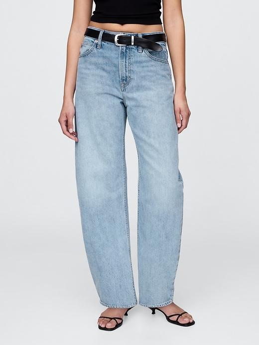 Curvy Mid Rise Barrel Jeans Product Image