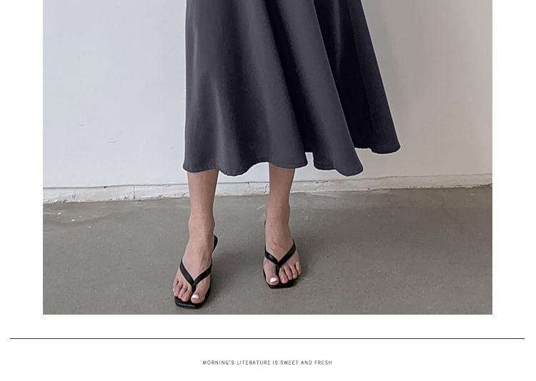 Puff-Sleeve Mock Neck Plain Maxi A-Line Dress Product Image