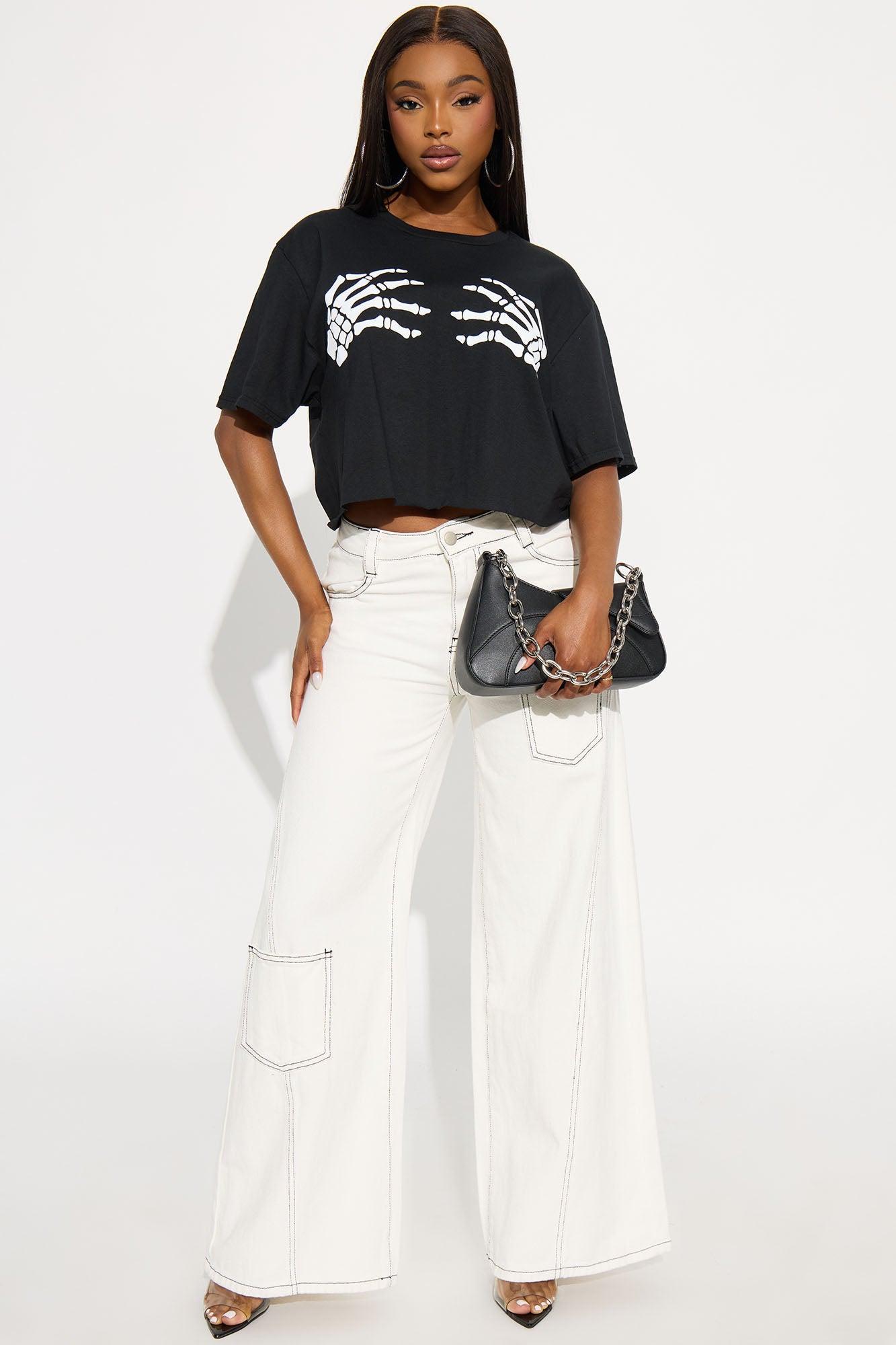 Skeleton Hands Cropped Tee - Black Product Image