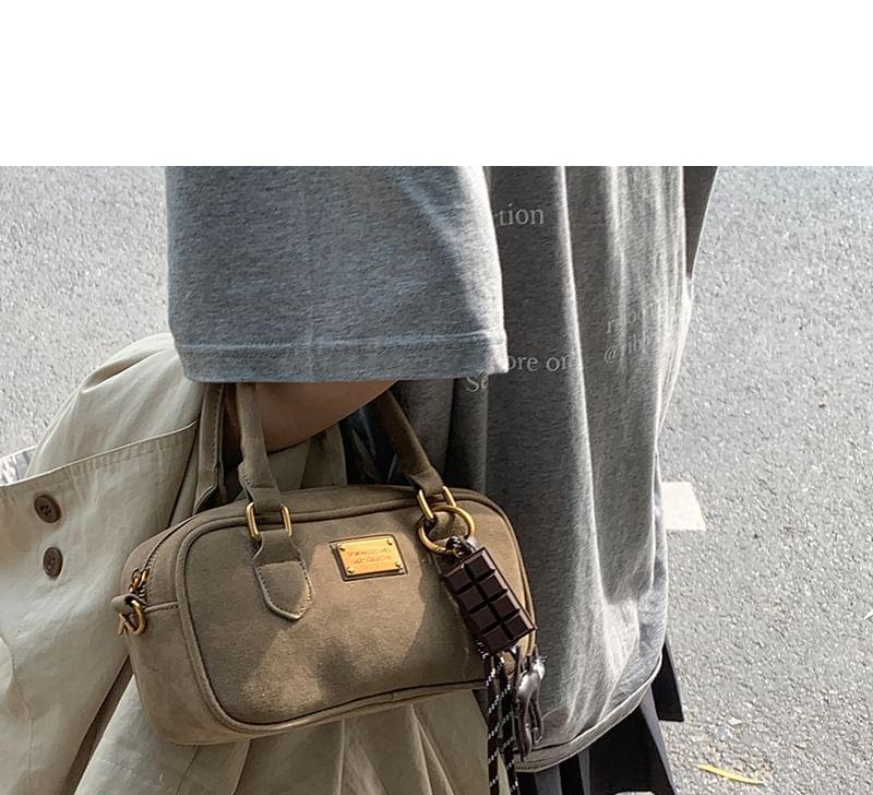 Metal Plate Faux Suede Handbag / Cat Bag Charm / Set Product Image