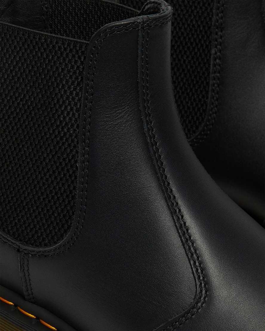 Dr. Martens Mens 2976 Leather Chelsea Boots Product Image