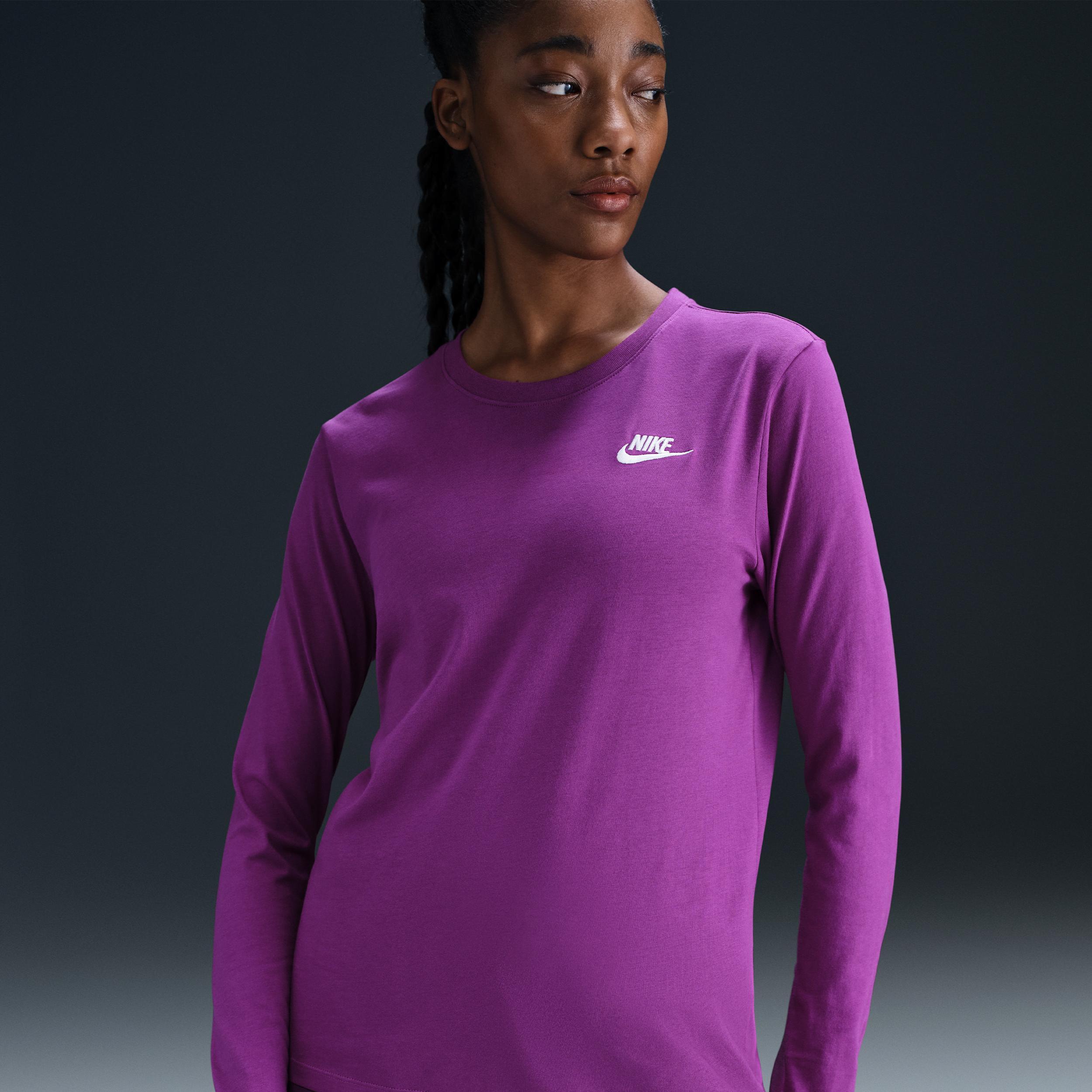 Women's Nike Sportswear Club Long-Sleeve T-Shirt Product Image