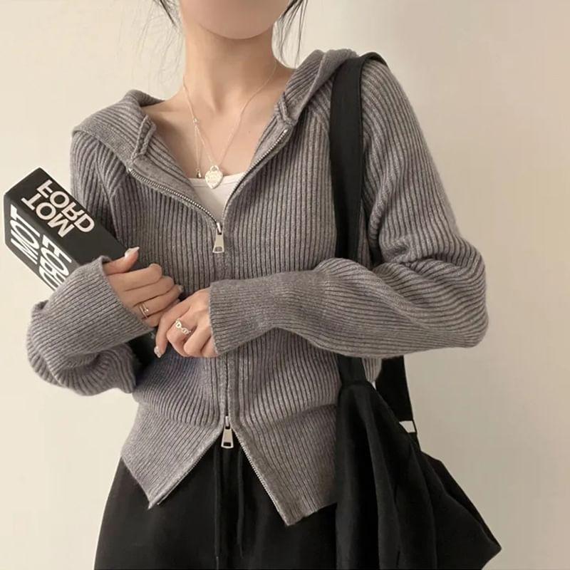 Plain Ribbed Zip-Up Knit Hoodie Product Image