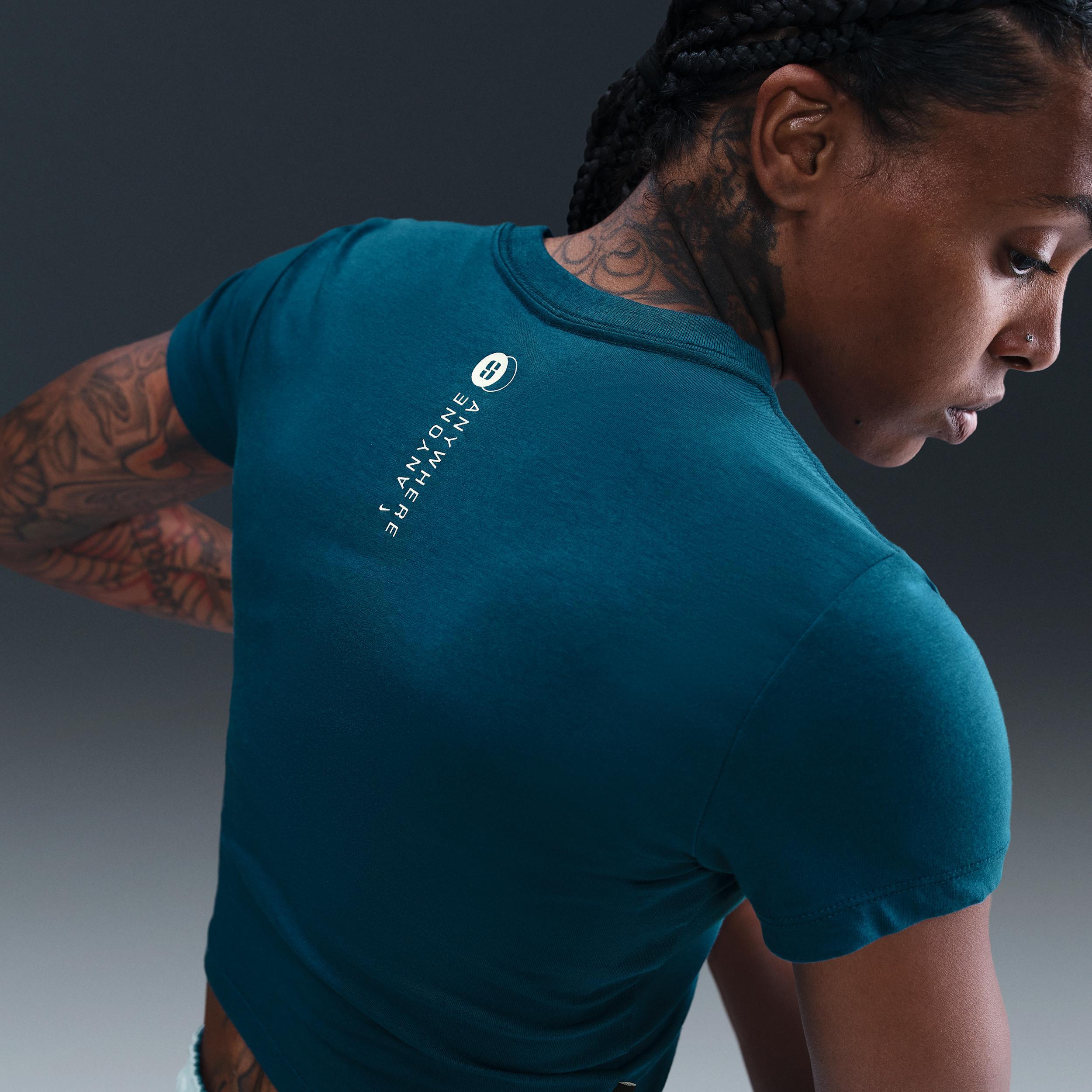Nike Women's Sabrina Short-Sleeve Cropped T-Shirt Product Image