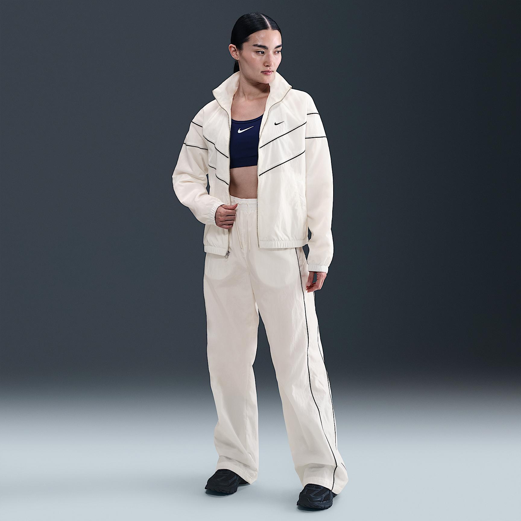 Nike Windrunner Women's Loose UV Woven Full-Zip Jacket Product Image