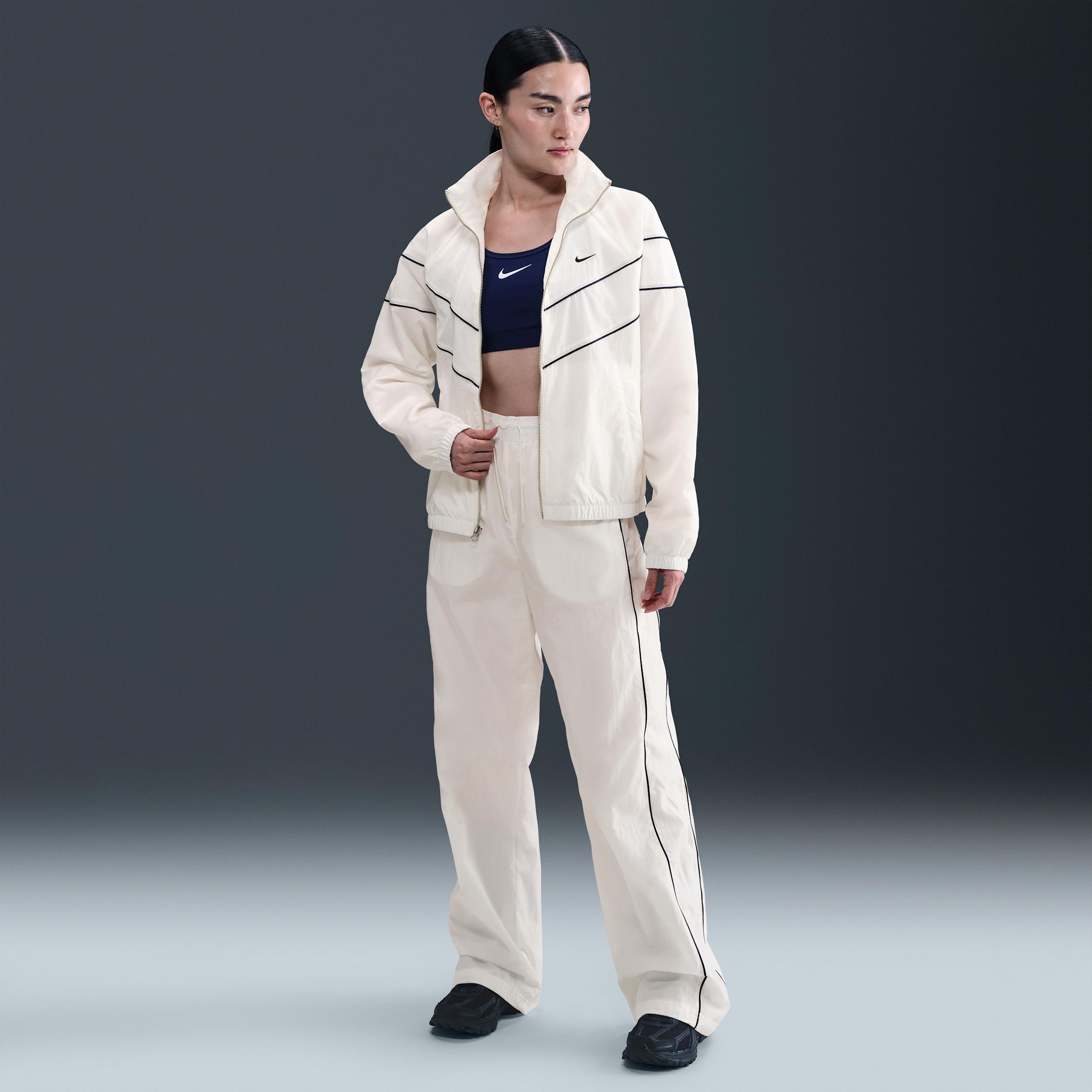 Nike Windrunner Women's Loose UV Woven Full-Zip Jacket Product Image