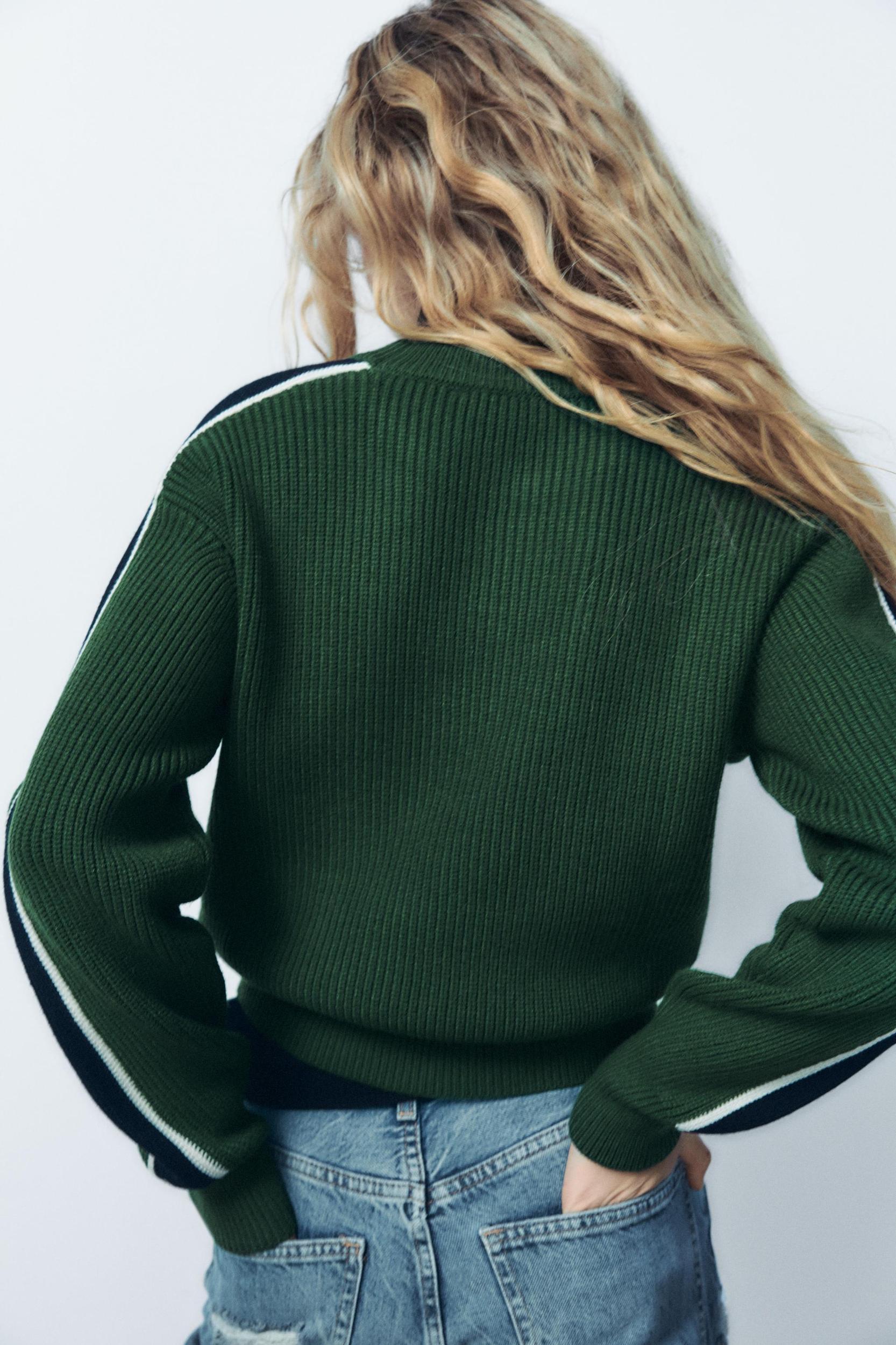 KNIT SWEATER WITH SIDE STRIPE Product Image