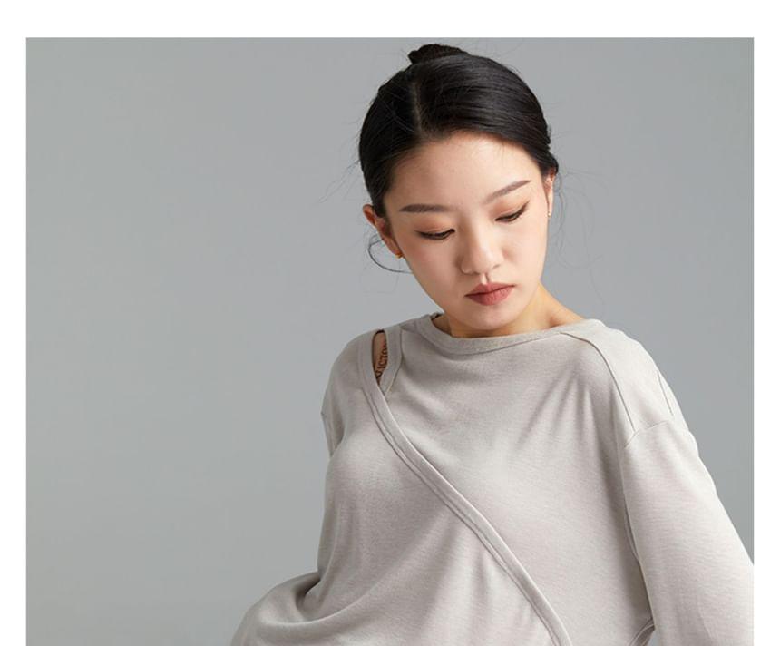 Long-Sleeve Crew Neck Plain Asymmetrical Dance Top Product Image