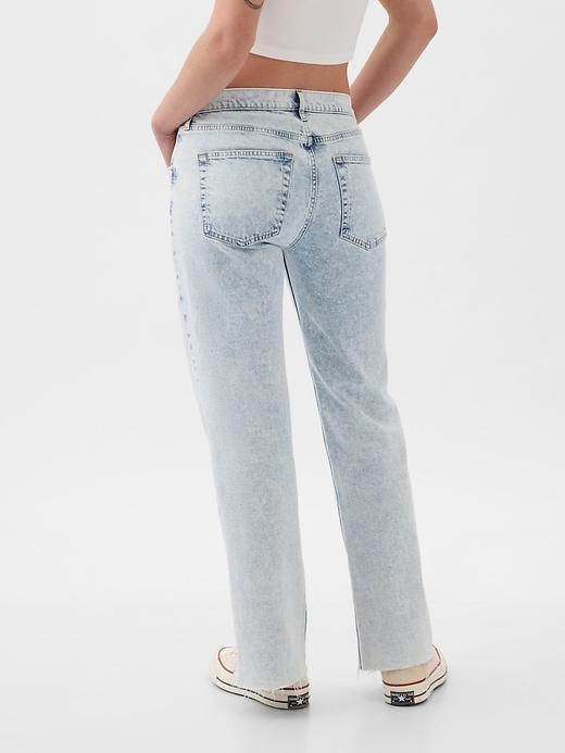 Mid Rise '90s Loose Jeans Product Image
