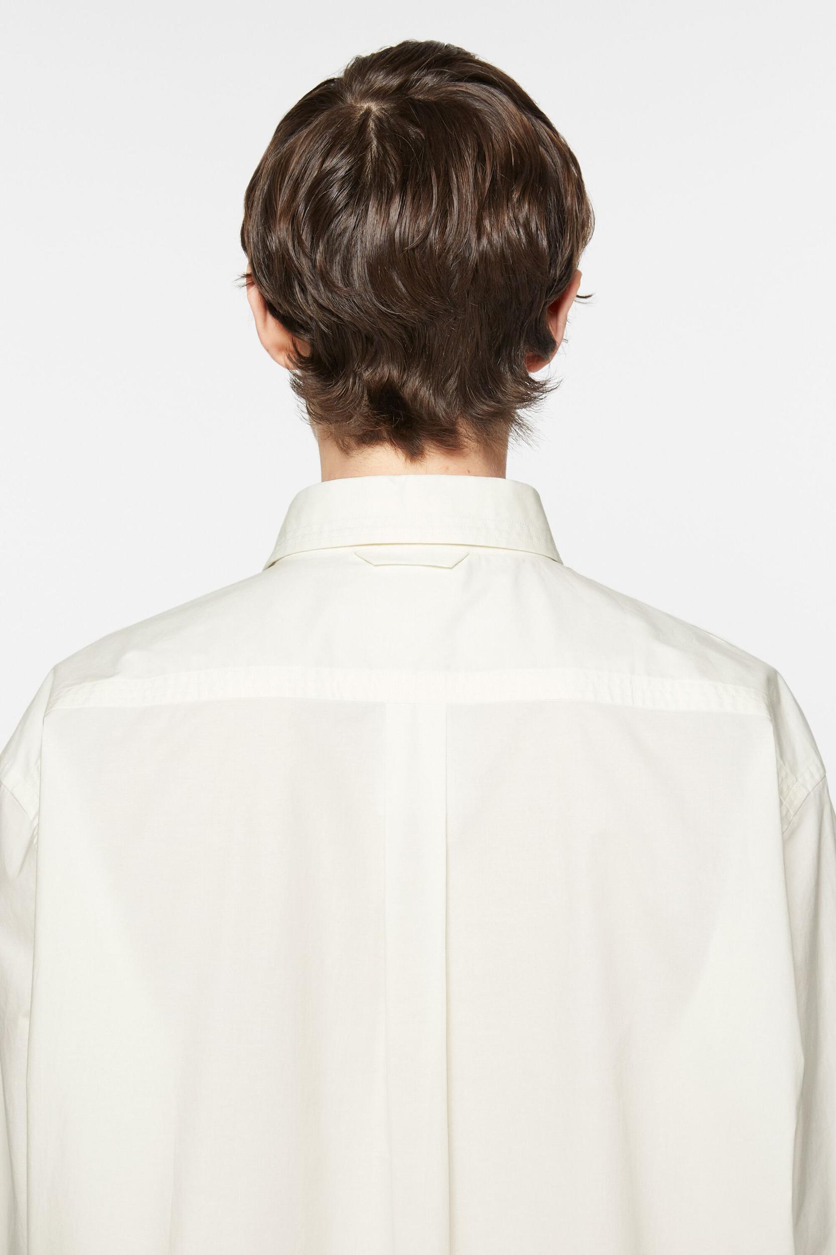 Short sleeve button-up shirt Product Image