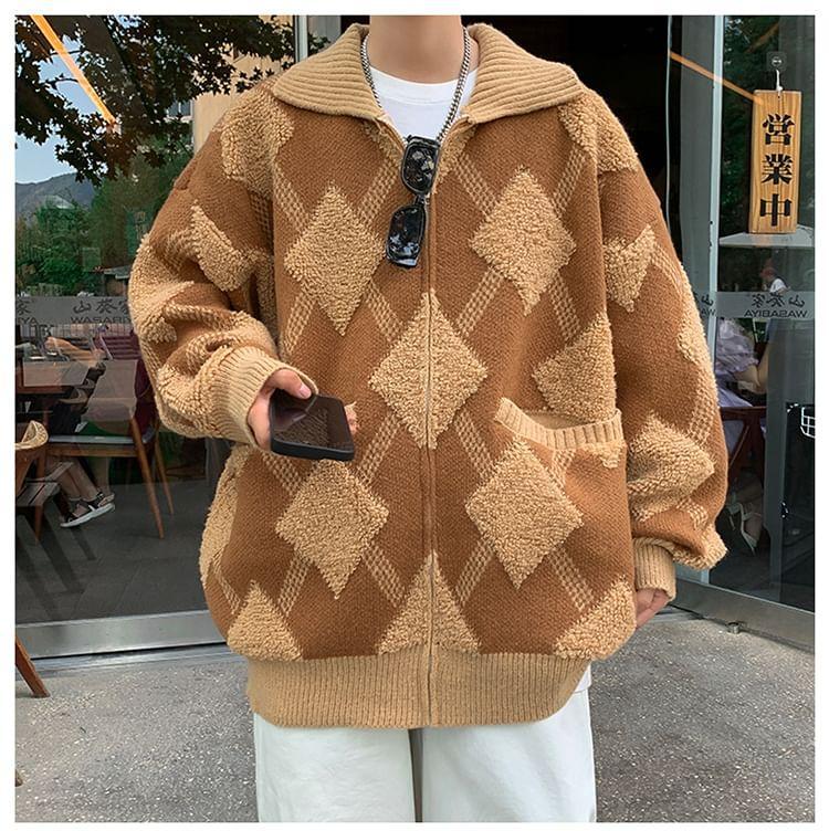 Collared Diamond Pattern Zip Up Cardigan Product Image