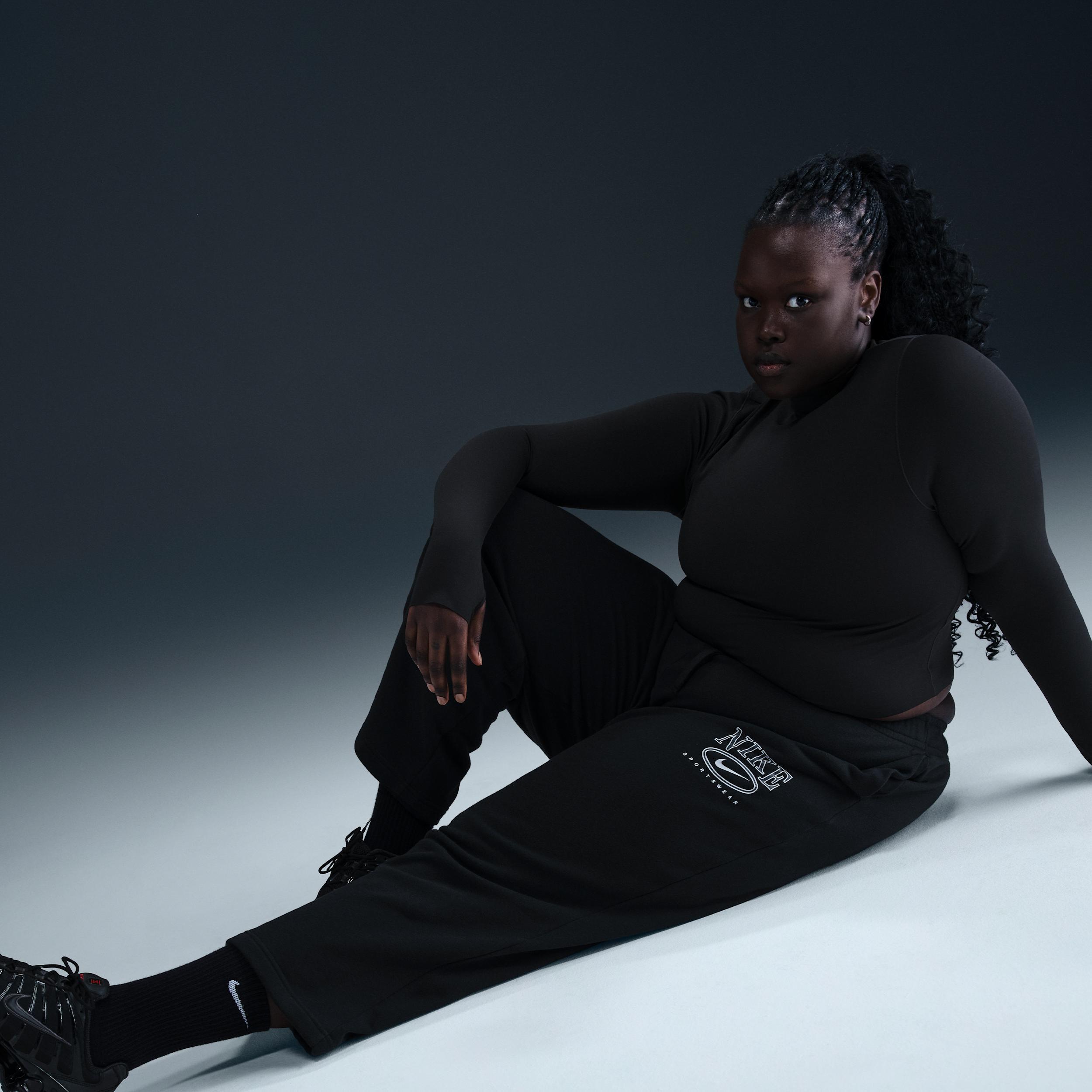 Nike Sportswear Club Fleece Women's Mid-Rise Wide-Leg Graphic Pants (Plus Size) Product Image