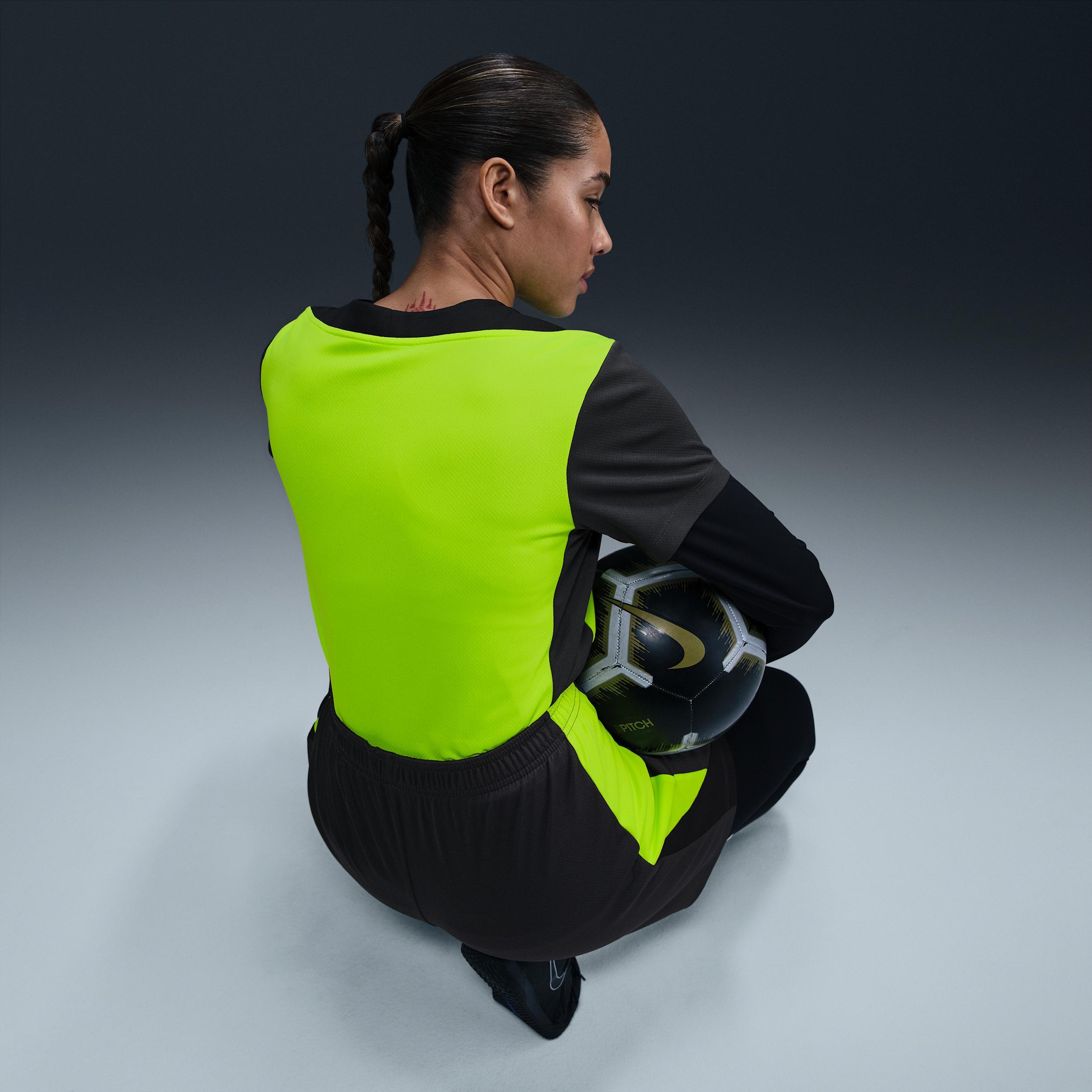 Nike Strike Women's Dri-FIT Short-Sleeve Soccer Top Product Image
