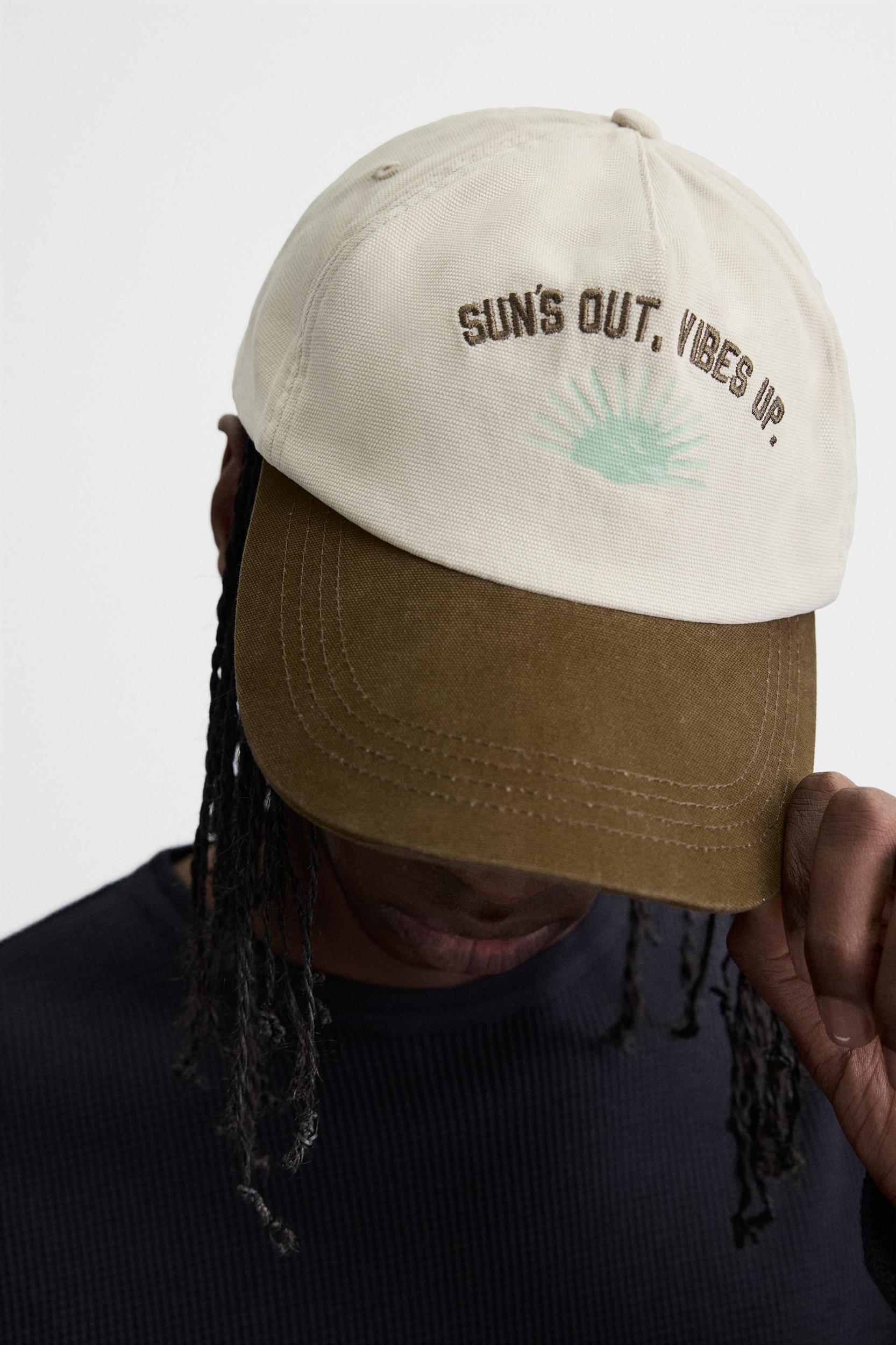 COMBINED EMBROIDERY CAP Product Image
