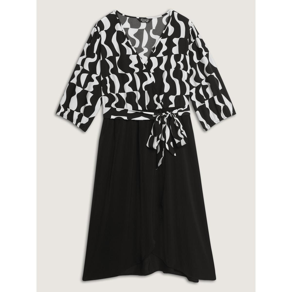 Plus Size Retro Wavy Print Stretchy Waist Midi Dress Black Women Overlap Collar Elbow-length sleeve Curvy BloomChic 30/6X Product Image