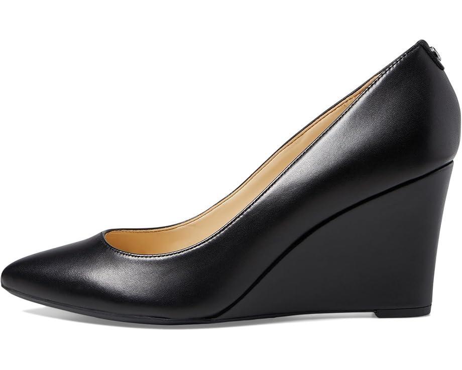 Arlene Pump Product Image