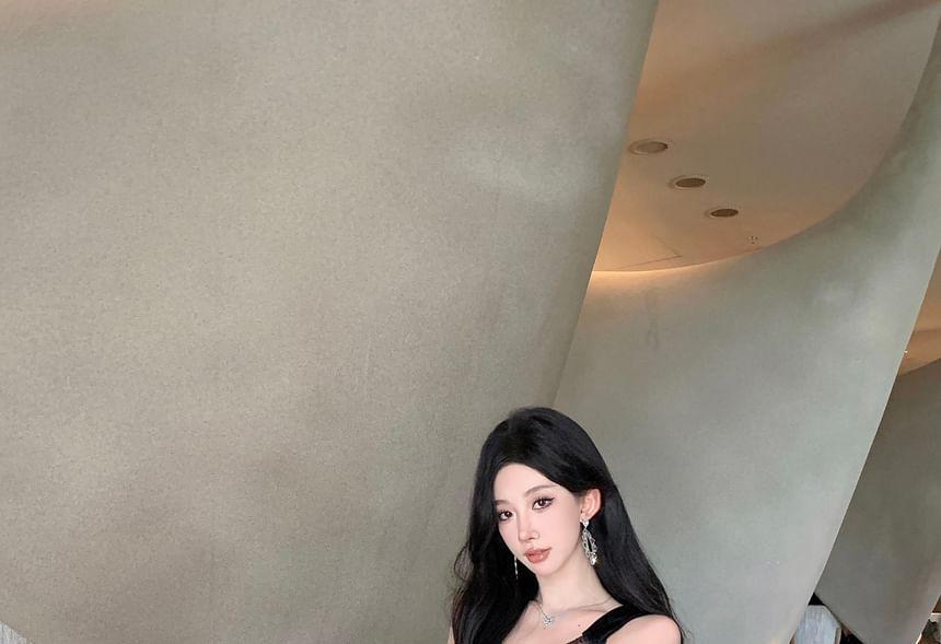 Spaghetti Strap V-Neck Velvet Lace Trim Maxi A-Line Dress Product Image