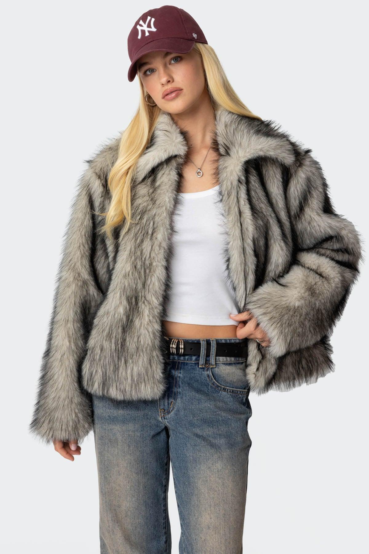Jesi Low Rise Washed Jeans Product Image