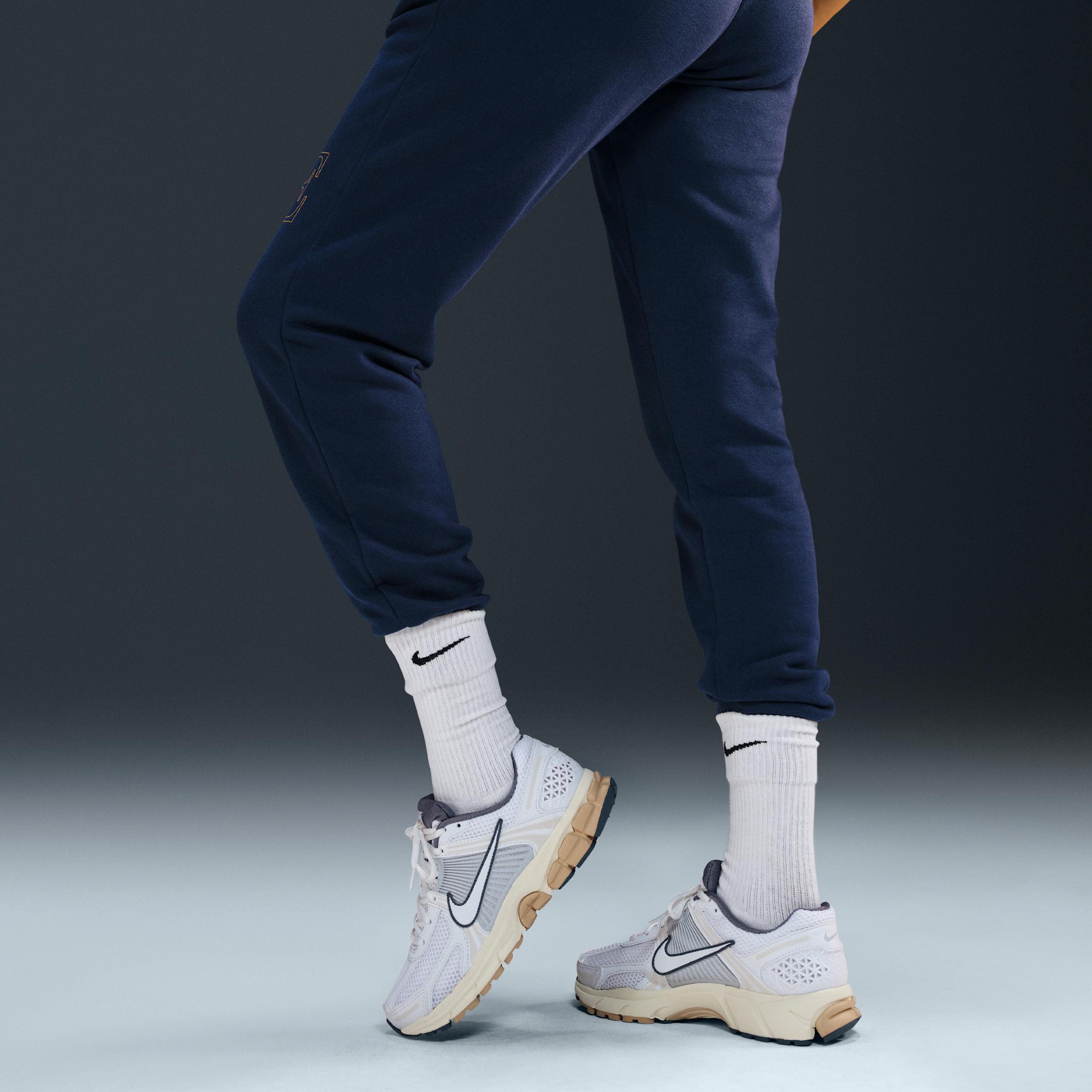 Women's Nike Sportswear Club Fleece Mid-Rise Jogger Pants Product Image
