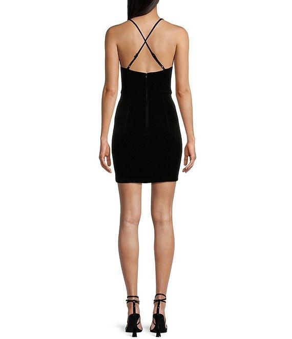 Xtraordinary V-Neck Sleeveless Fitted Floral Appliques Dress Product Image
