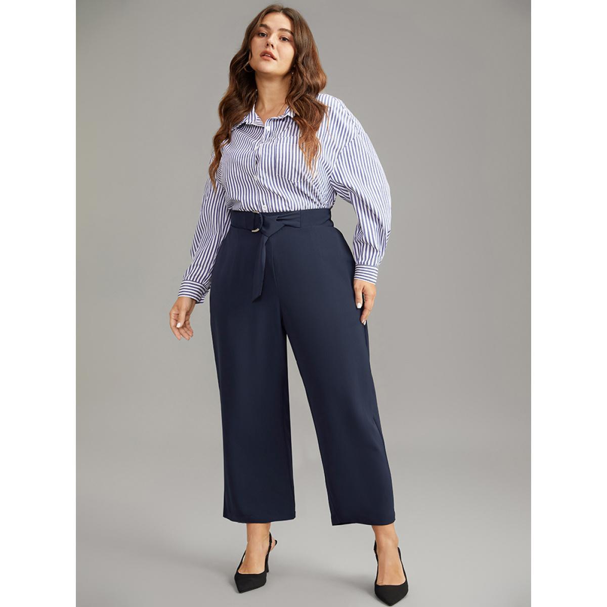Plus Size Plain Buckle Detail Bowknot Pocket Pants Women Midnight Elegant High Rise Dailywear Pants BloomChic 28/5X Product Image