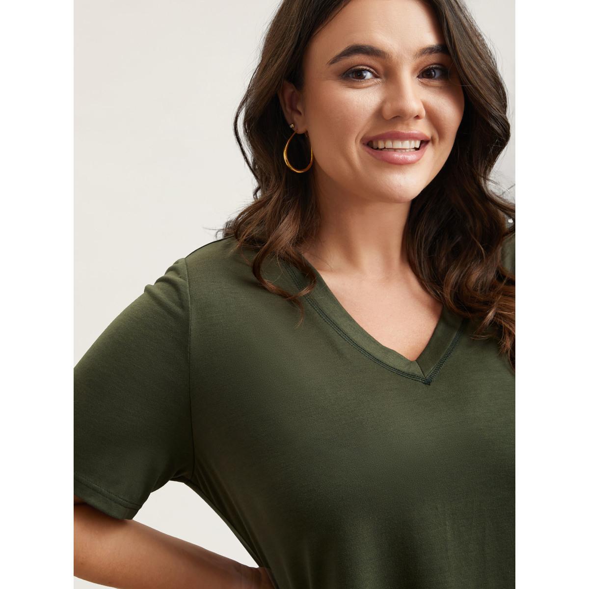 Plus Size V-Neck Half-Sleeve T-Shirt ArmyGreen Women Casual Topstitching V-neck Everyday T-shirts BloomChic 28/5X Product Image