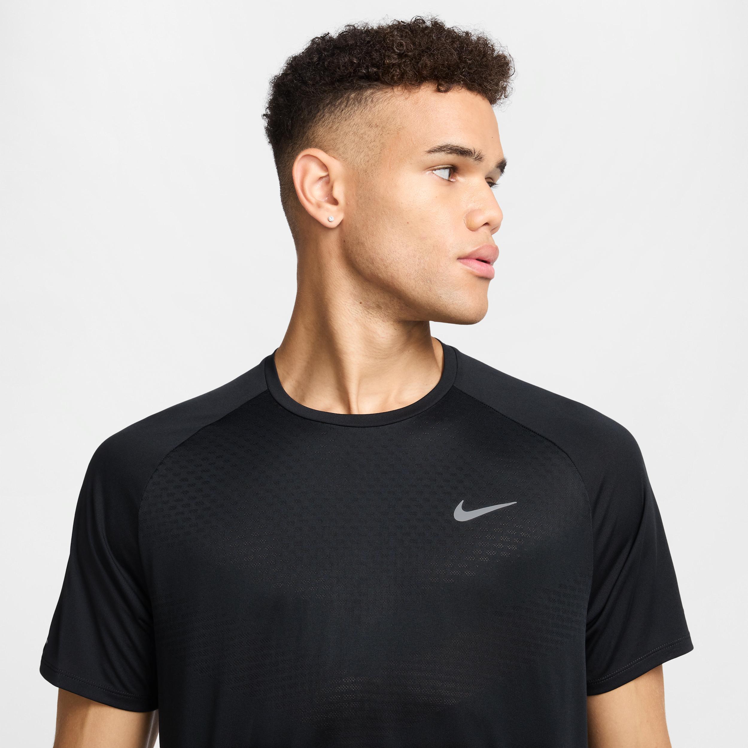 Nike Men's Stride Dri-FIT ADV Short-Sleeve Running Top Product Image