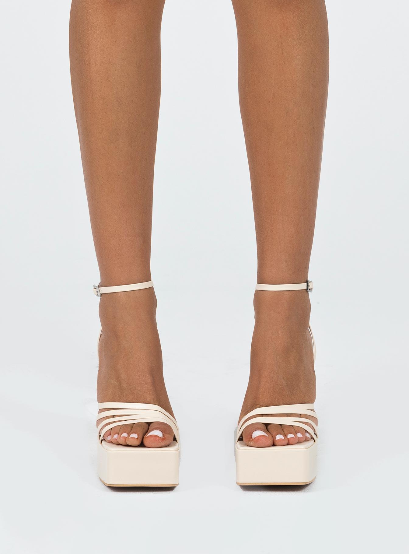 La Belle Heels Bone Product Image