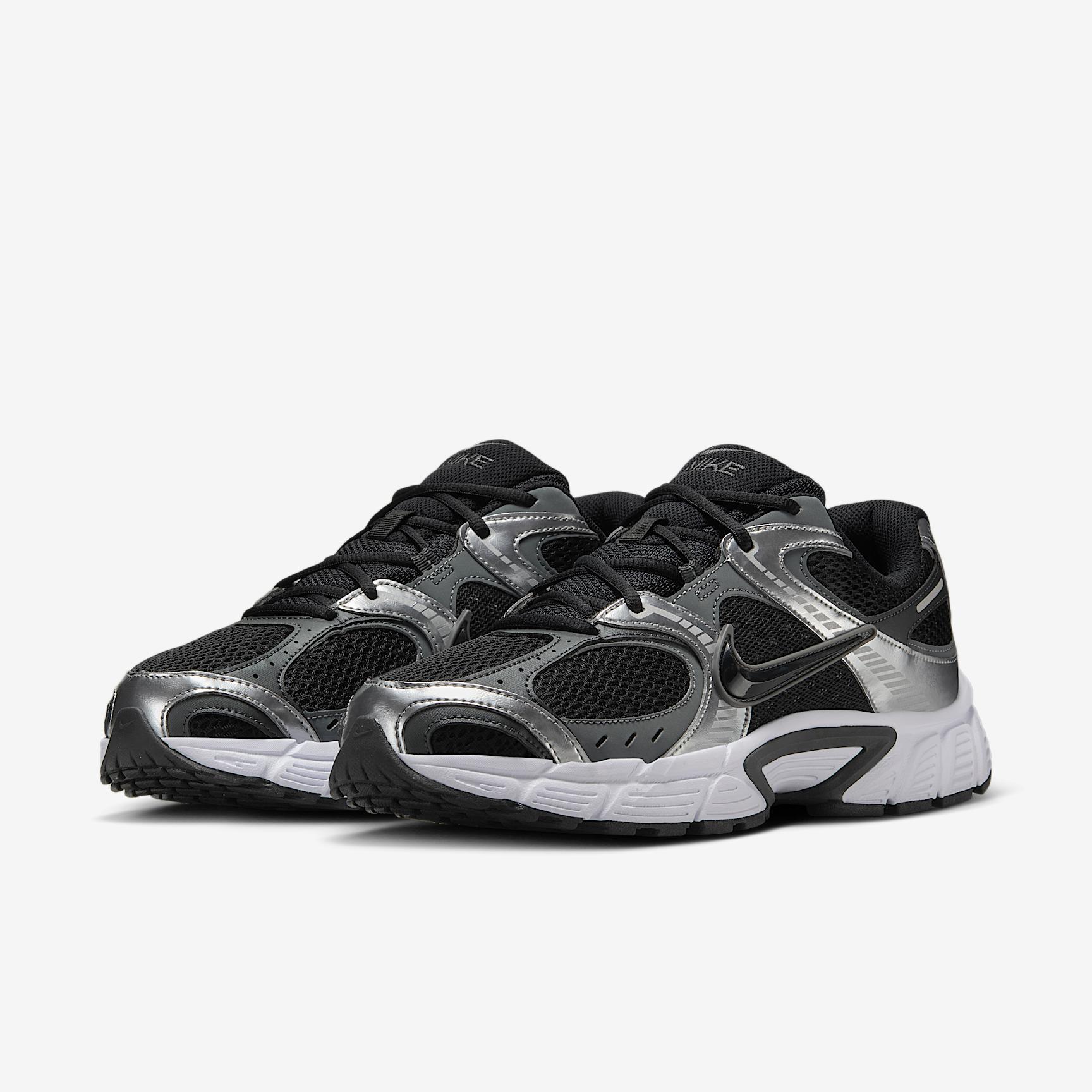Nike V5 RNR Men's Shoes Product Image