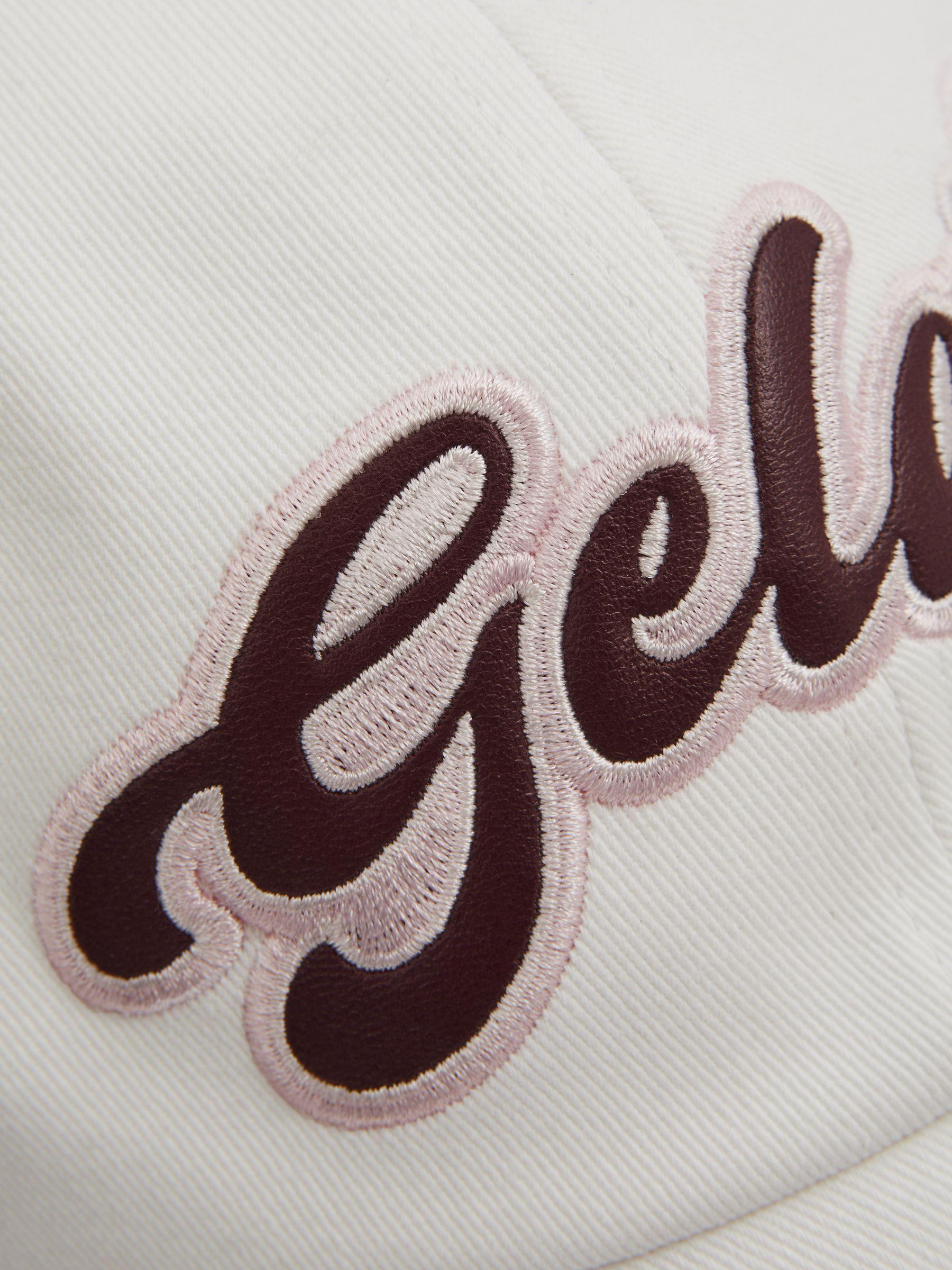 Bacio White Ché Embroidered Motif Baseball Cap Product Image