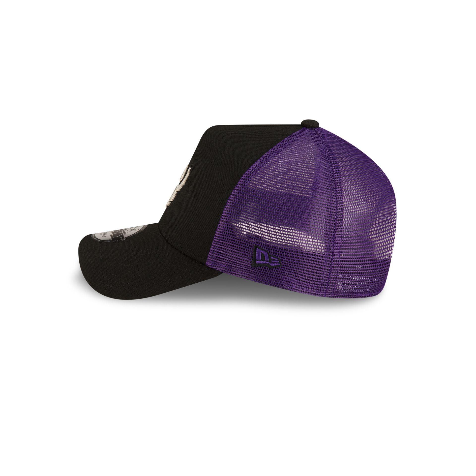 Toronto Raptors Classic Edition Black 9FORTY A-Frame Trucker Hat Male Product Image