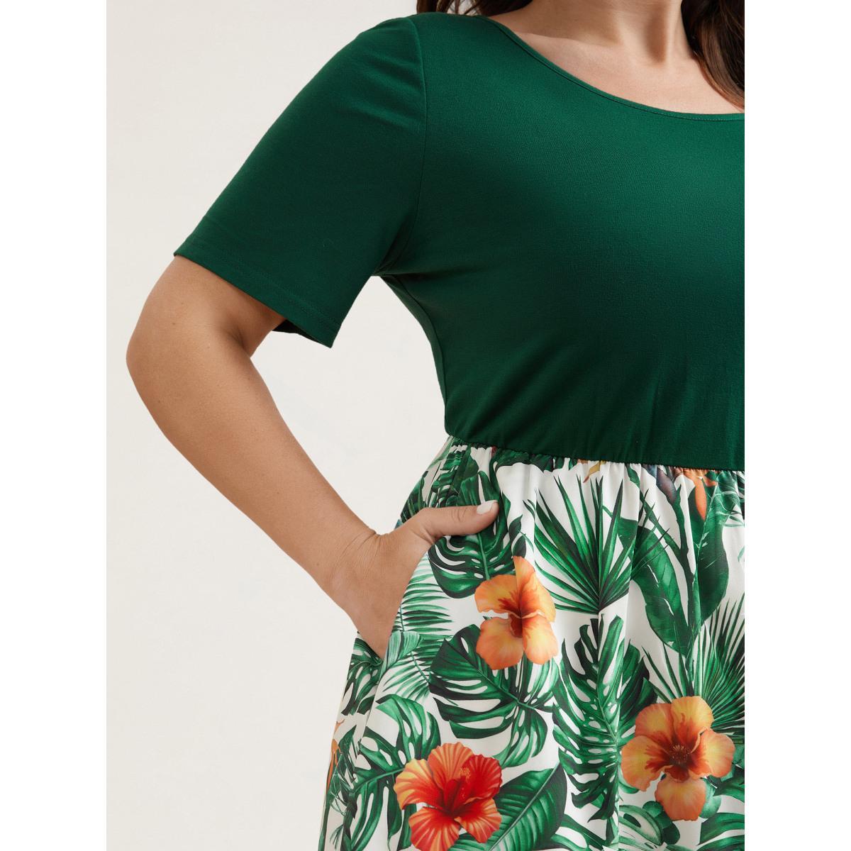 Plus Size Blooming Flowers Panelled Pockets Midi Dress DarkGreen Women Resort Patchwork Round Neck Short sleeve Curvy BloomChic 26/4X Product Image