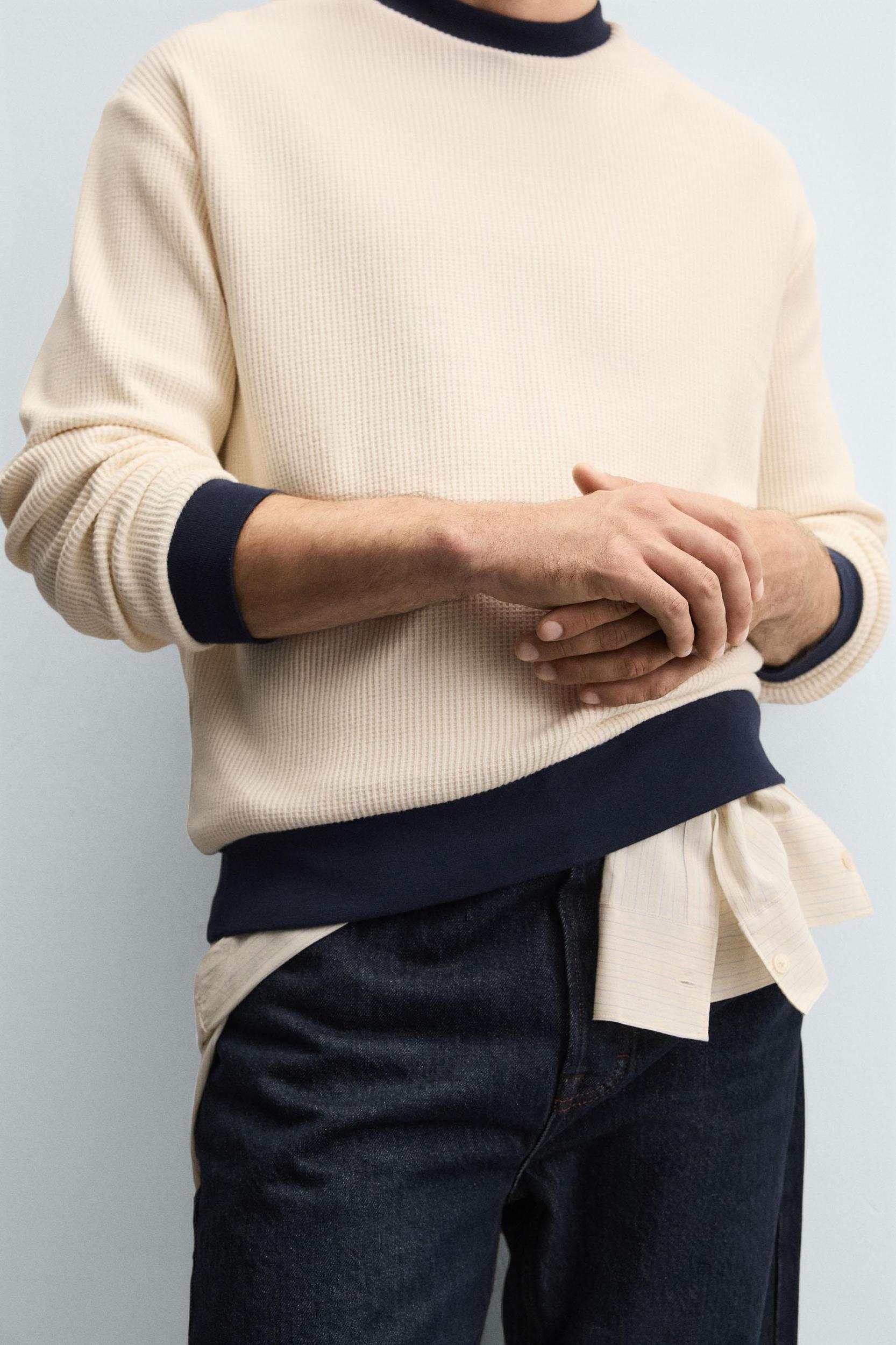 CONTRAST WAFFLE WEAVE SWEATSHIRT Product Image