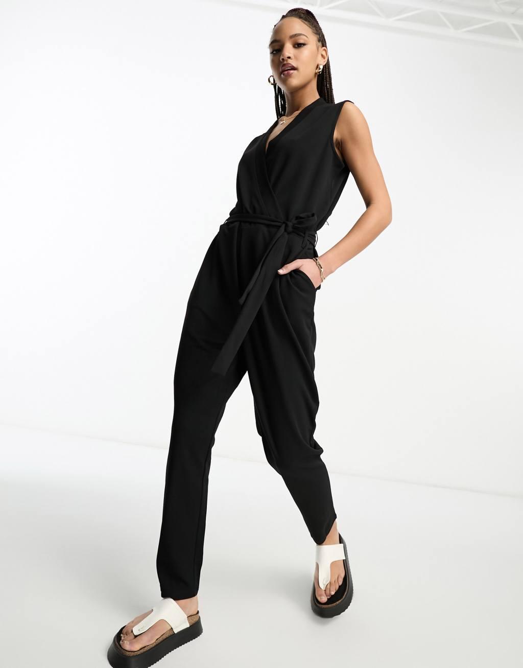 JDY tailored jumpsuit in black Product Image