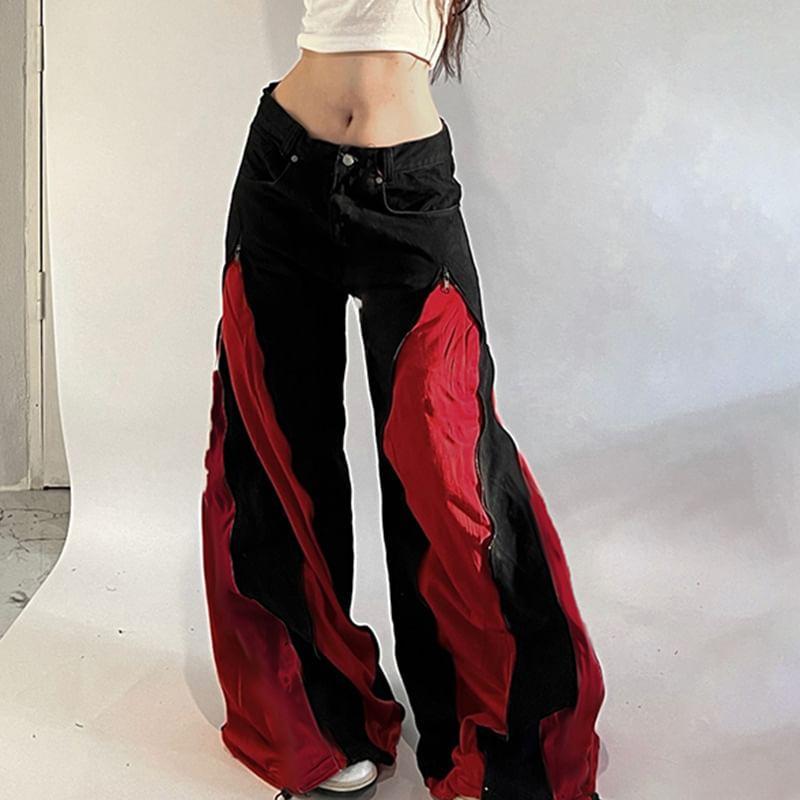 Low Waist Color-Block Loose-Fit Wide-Leg Sweatpants Product Image