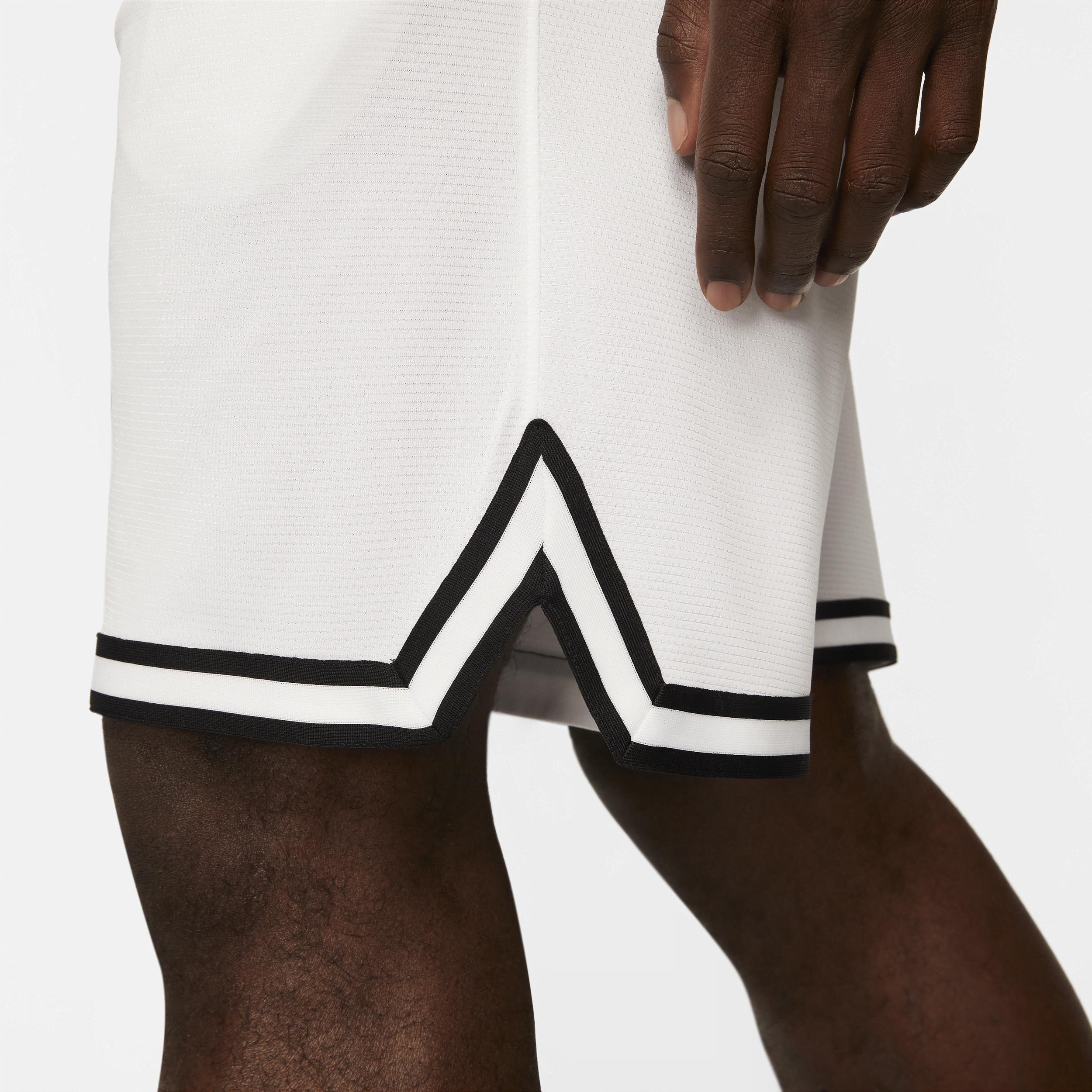 Nike Mens Dri-FIT DNA 10 Basketball Shorts Product Image