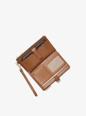Michael Kors Jet Set Double Zip Smartphone Wristlet Product Image