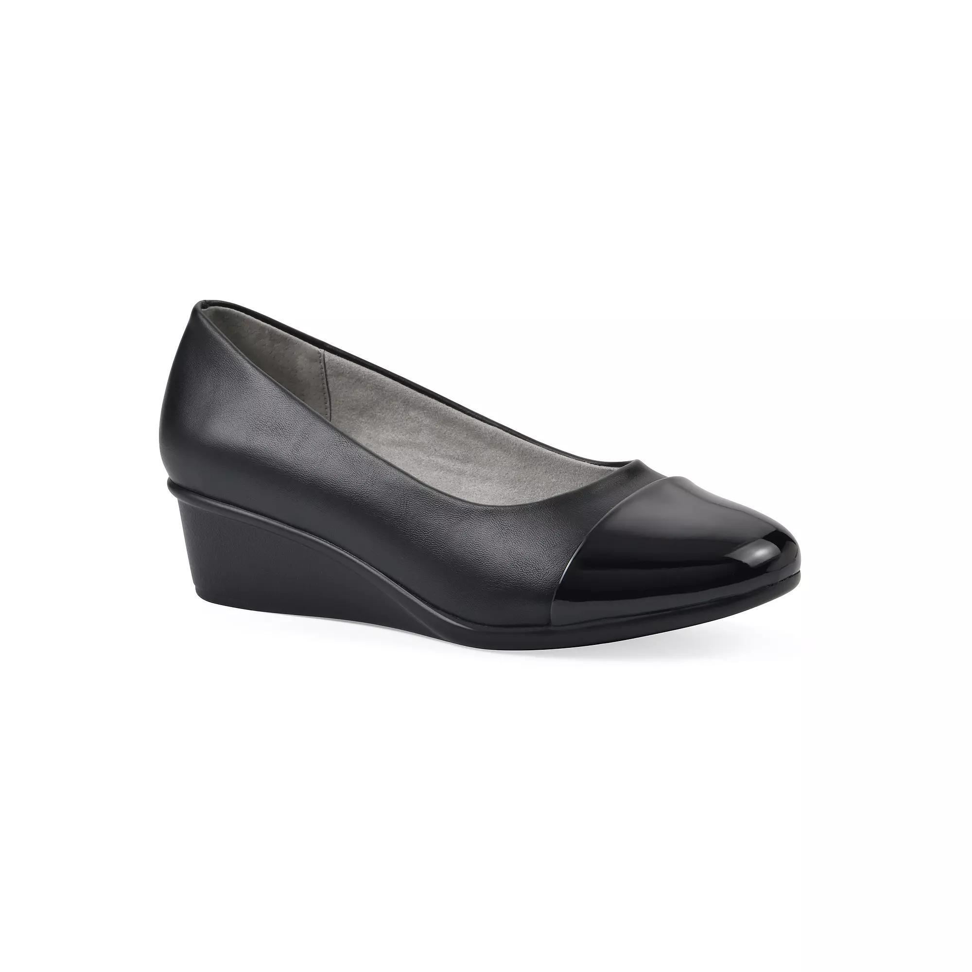 Cliffs by White Mountain Bolivia Women's Wedge Heels, Size: 8, Black Smo Product Image