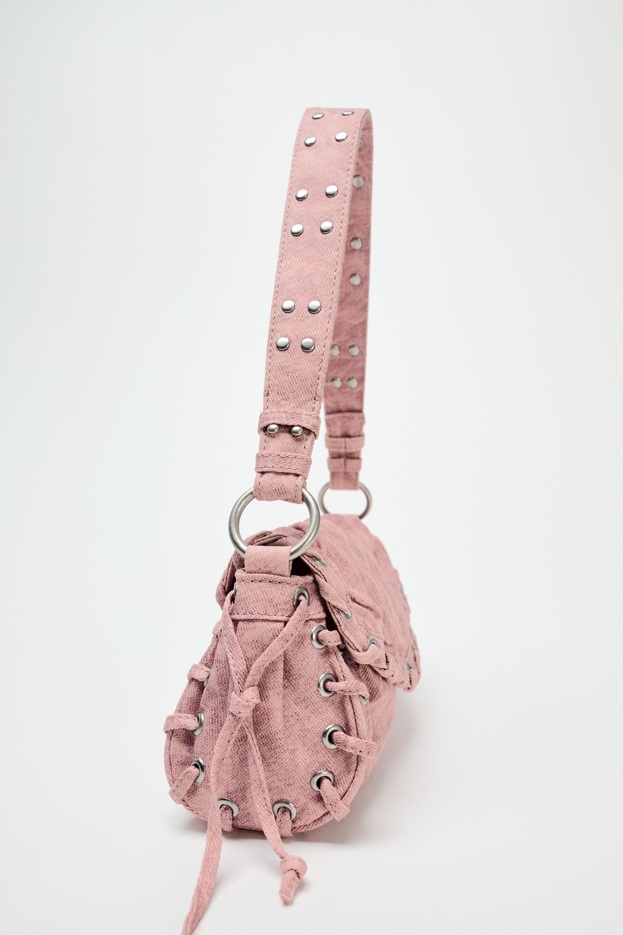 SHOULDER BAG Product Image
