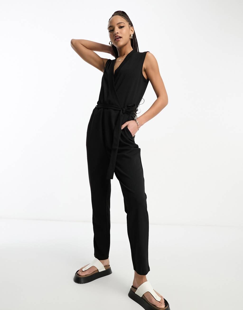 JDY tailored jumpsuit in black Product Image