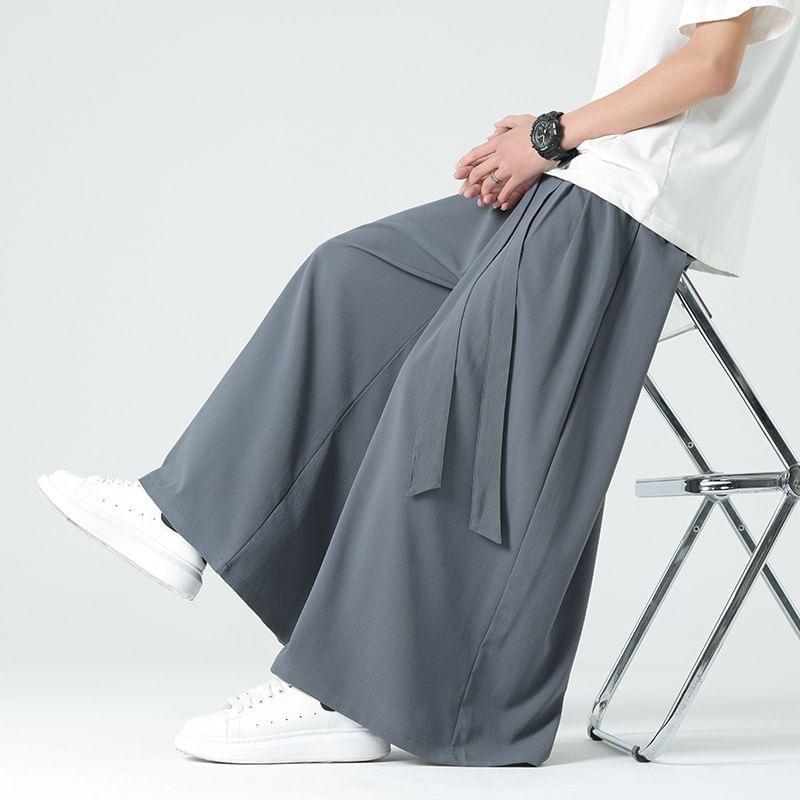 Mid Rise Plain Wide Leg Pants Product Image
