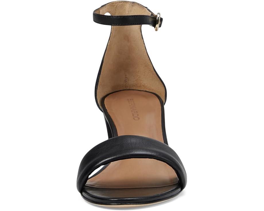 Women's Bernardo Bowie Product Image