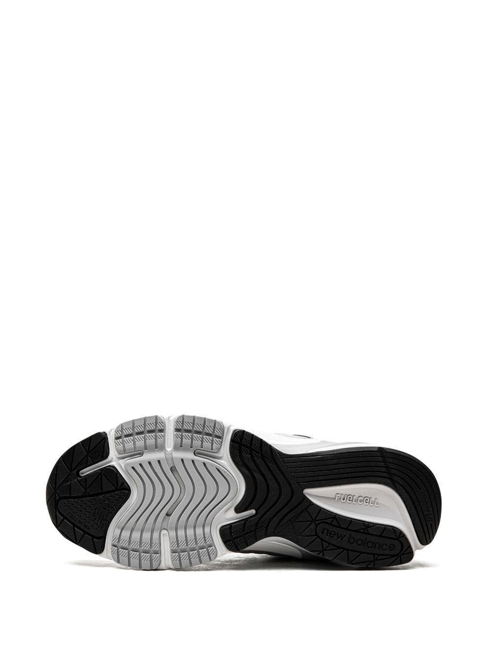 NEW BALANCE Grey Low Top Sneakers With Logo Detail In Suede And Tech Fabric Man Product Image
