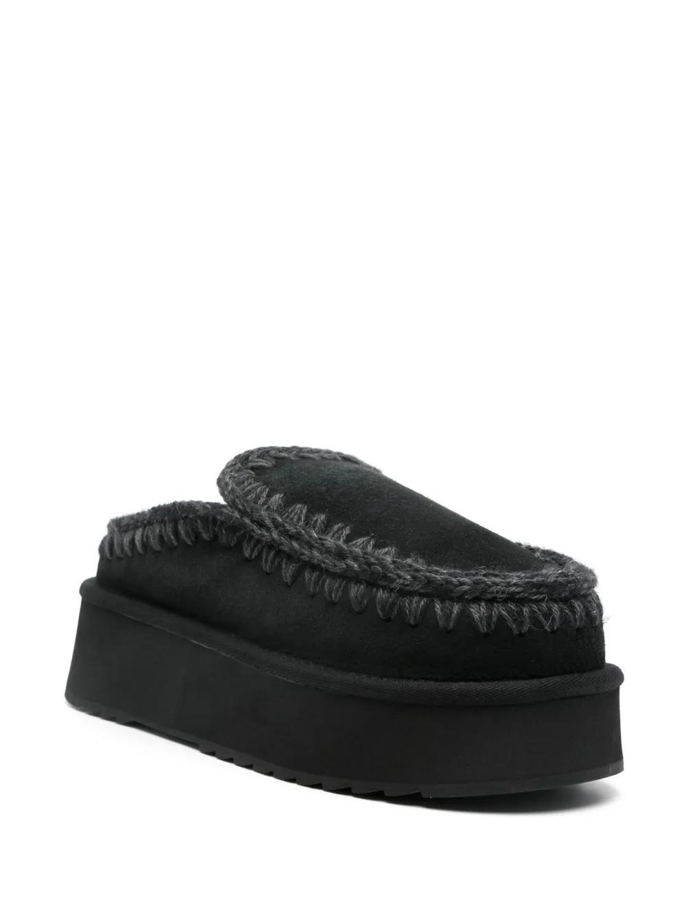 Eskimo slippers Product Image