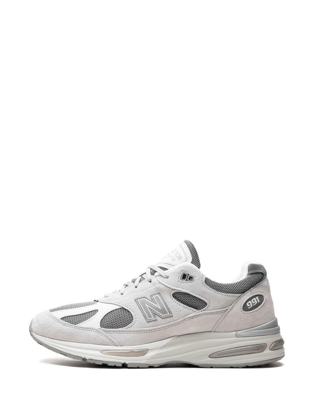MADE in UK 991v2 sneakers Product Image