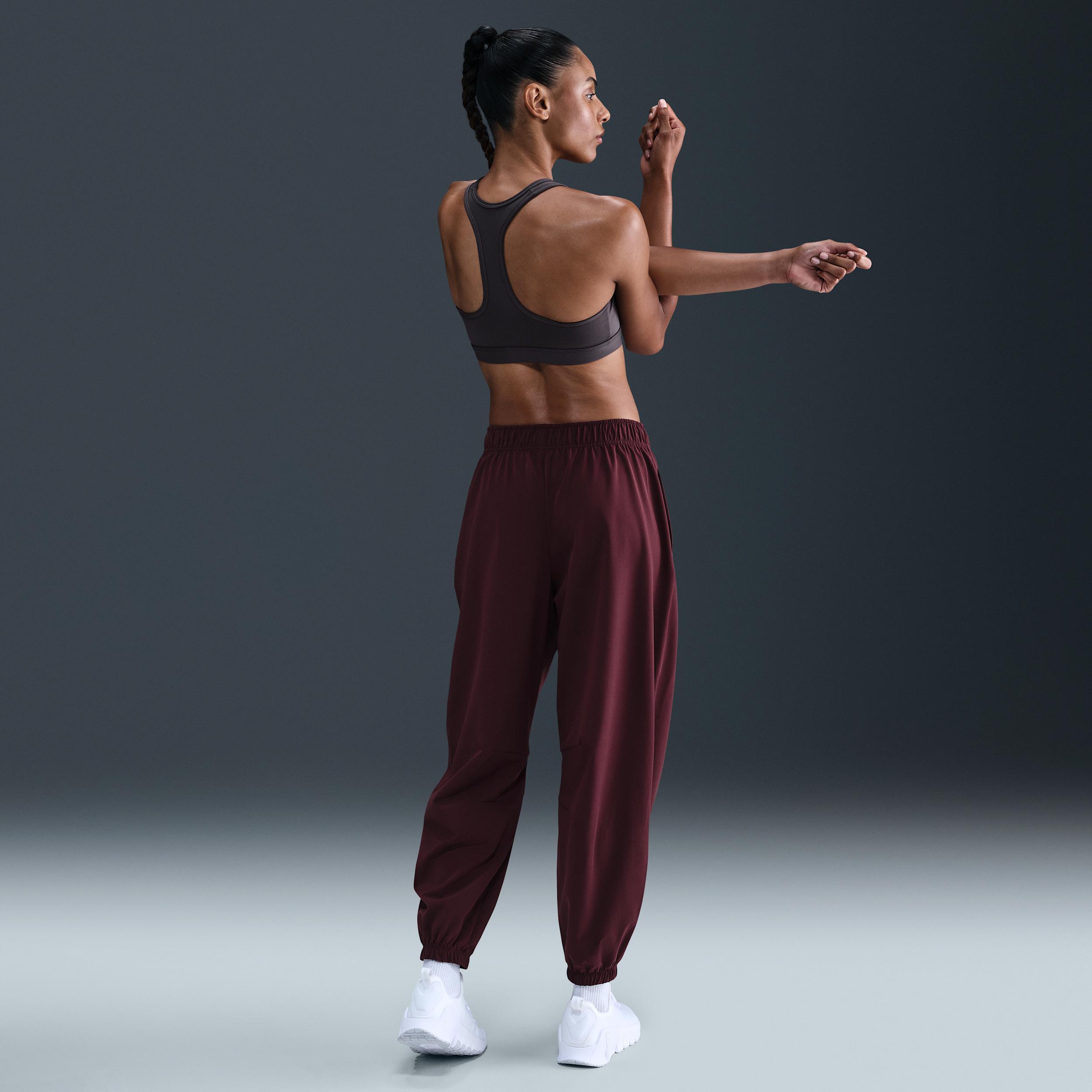 Nike Women's Swoosh Medium Support Padded Sports Bra Product Image