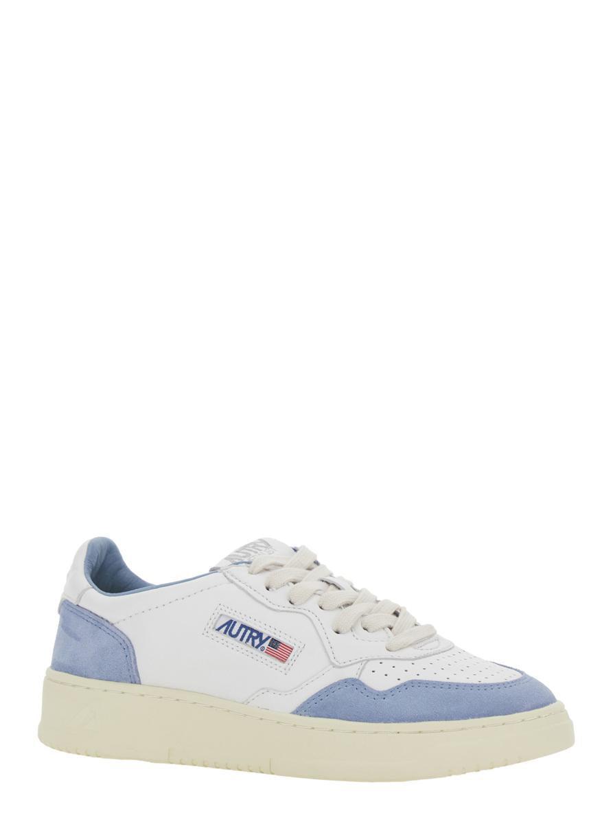 AUTRY Medalist Low Sneaker In White Product Image