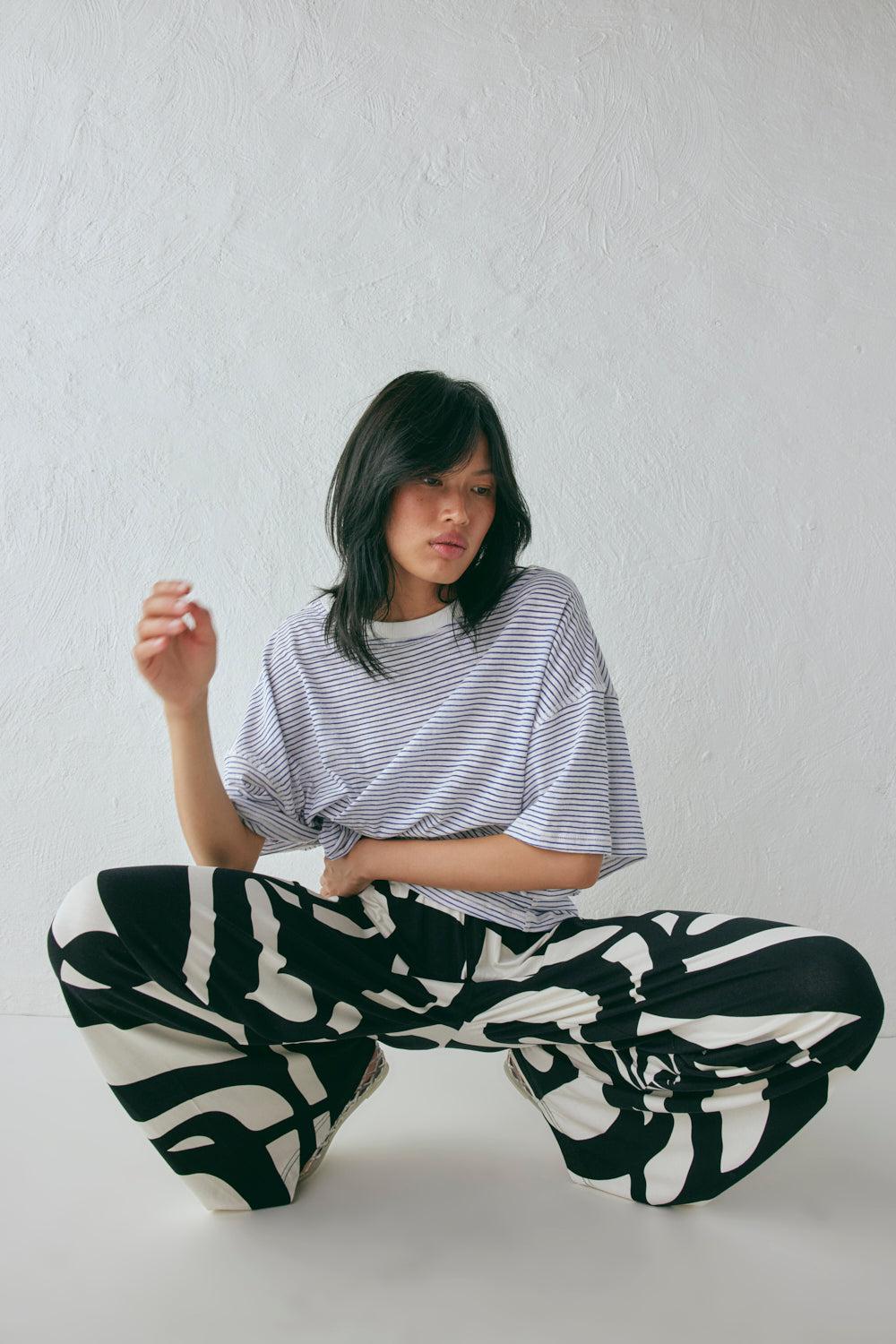 Willow Tee Navy Stripe Product Image