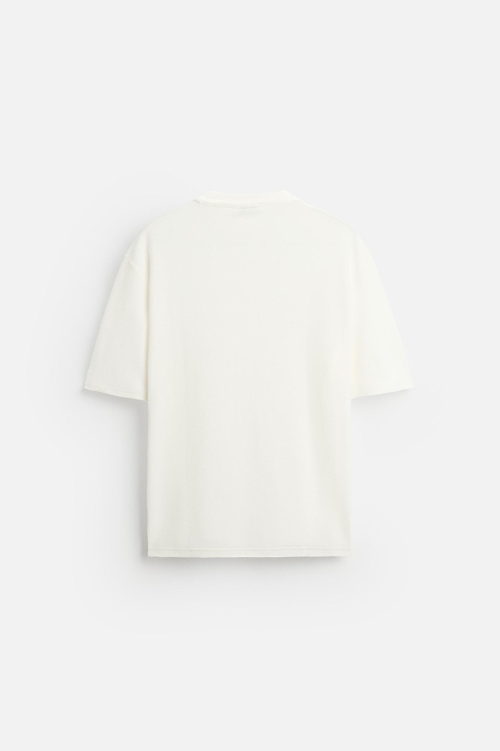 TEXTURED T-SHIRT Product Image